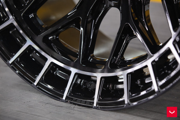 Диски Vossen HFX-1 22x10, Цвет: Tinted Gloss Black (8 болтов)