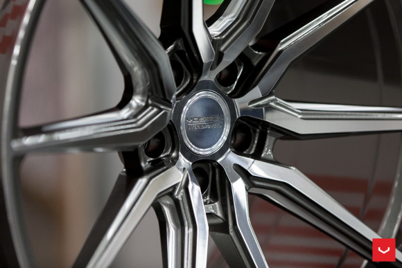 Диски Vossen HF-3 19x8.5 Gloss Graphite Polished Диски Vossen HF-3 19x8.5 Gloss Graphite Polished